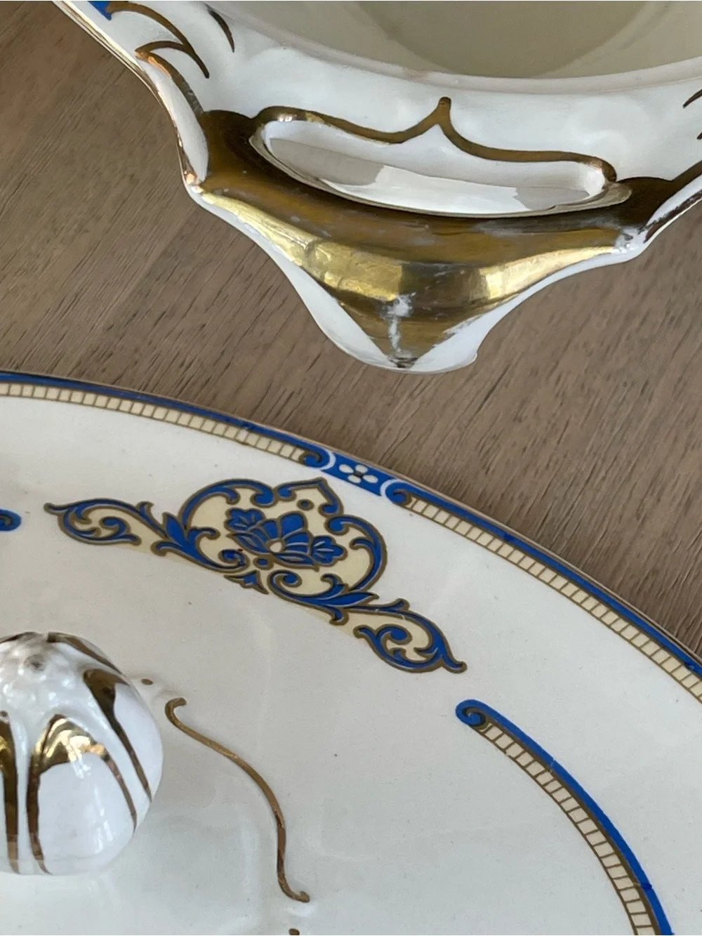 J&G Meakin Serving Dish w/ Lid Tureen Vegetable Bowl Belmont Cream Blue Gold VTG